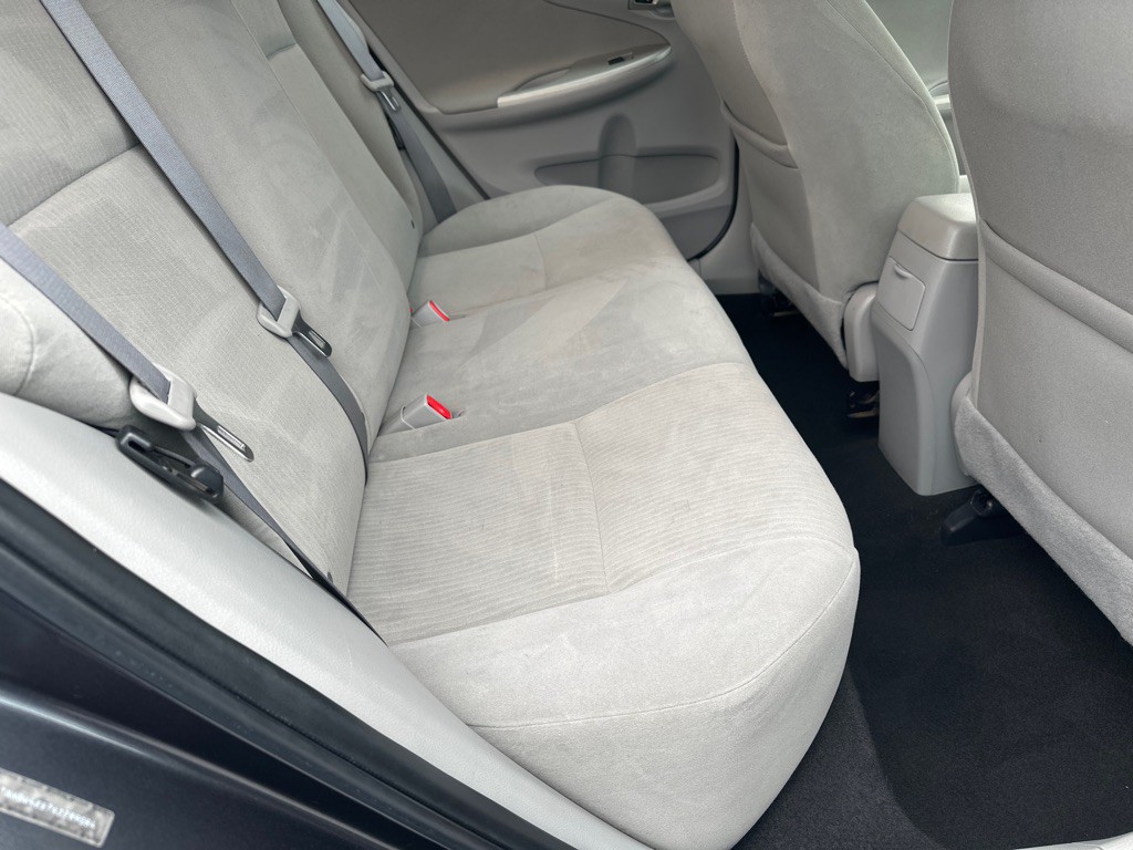 2010 Toyota Corolla Image 13