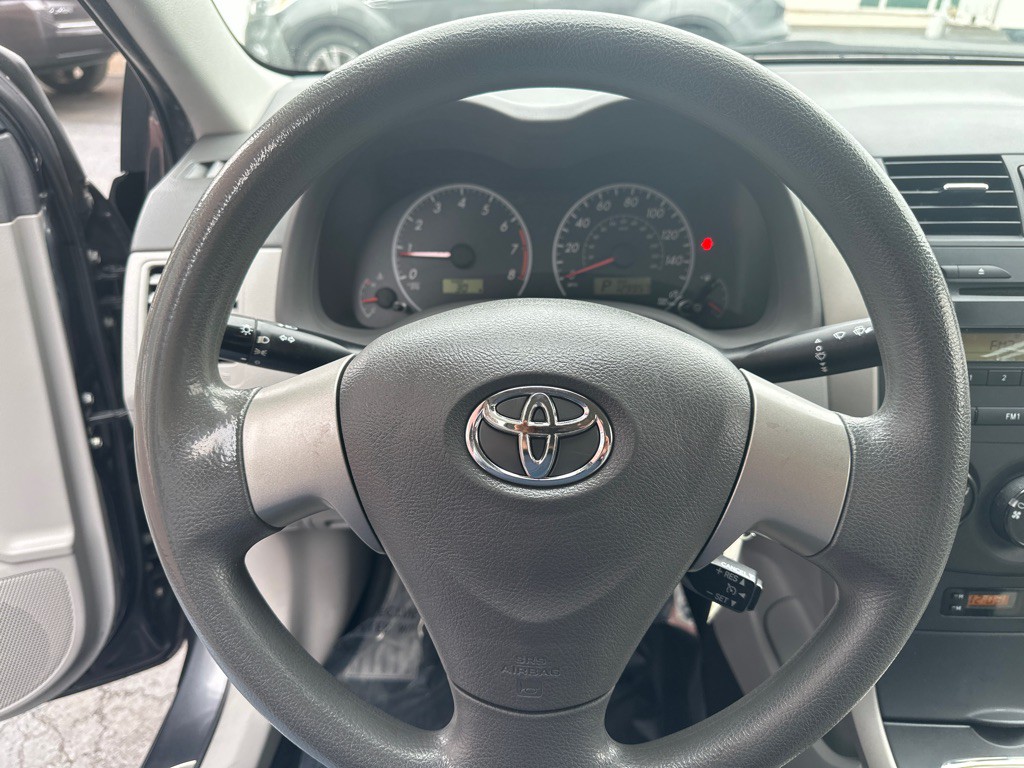 2010 Toyota Corolla Image 21