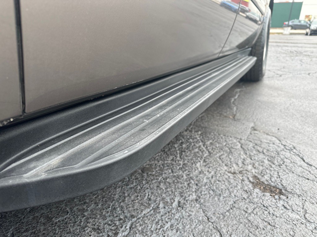 2011 Chevrolet Suburban Image 8