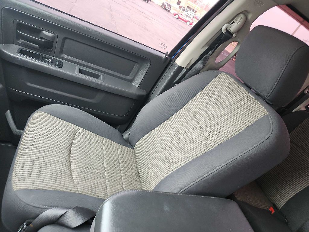 2010 Dodge Ram 1500 Image 12