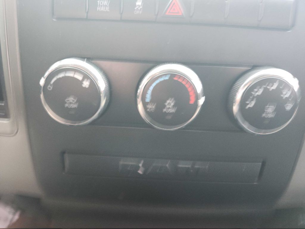 2010 Dodge Ram 1500 Image 18