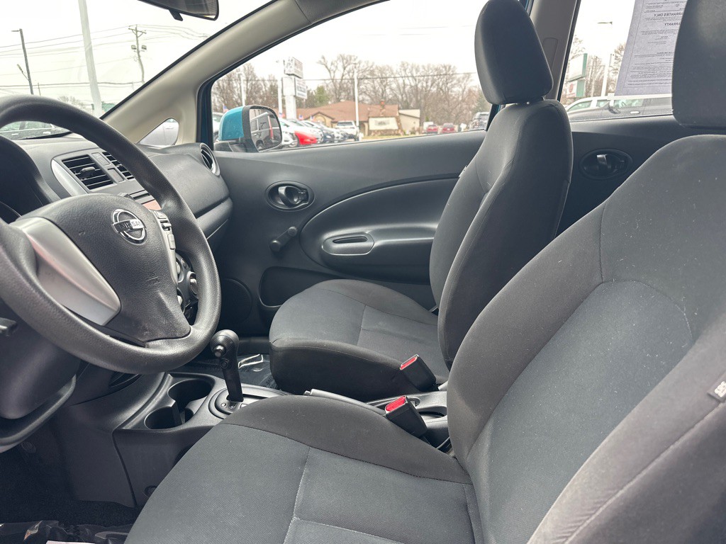 2014 Nissan Versa Image 2