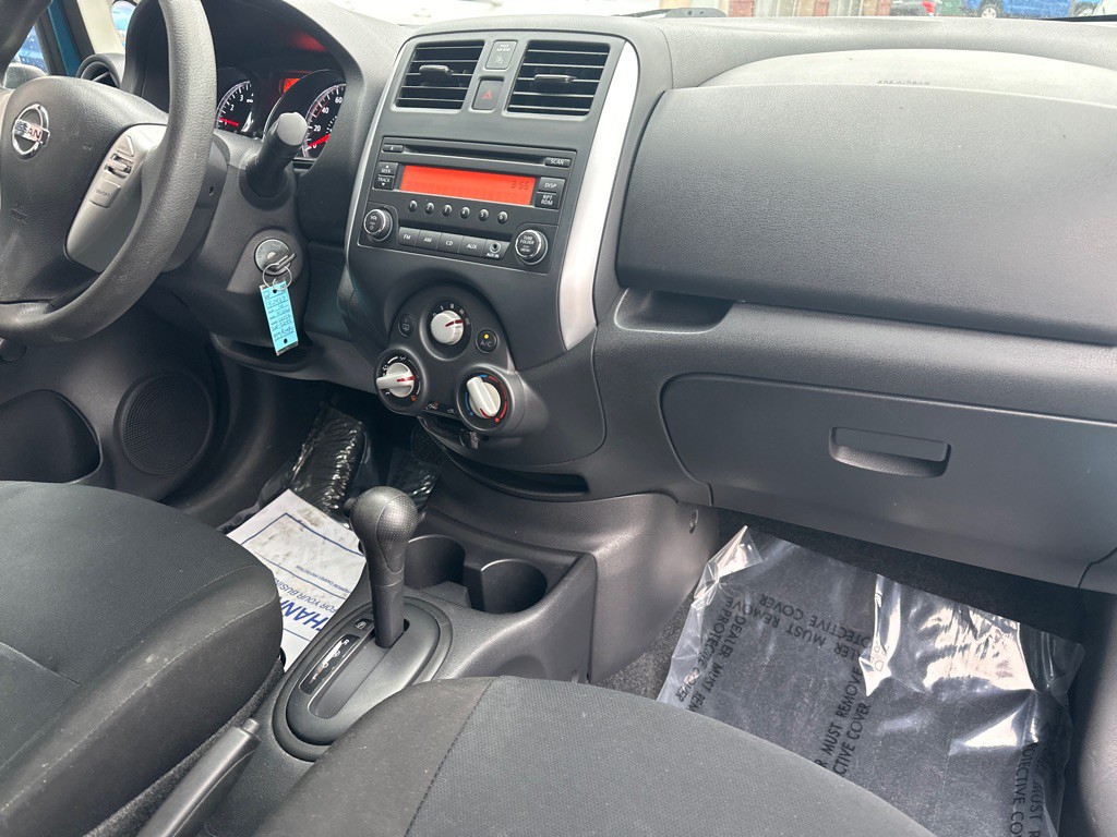 2014 Nissan Versa Image 9