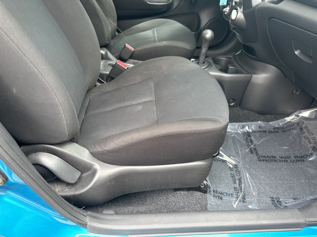 2014 Nissan Versa Image 11