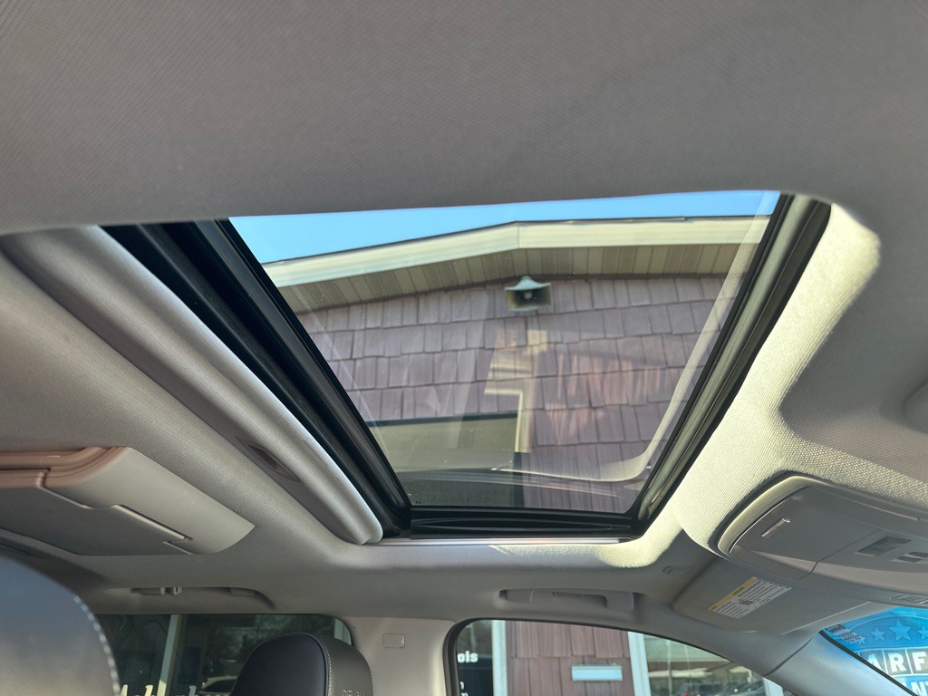 2015 GMC Yukon Image 9