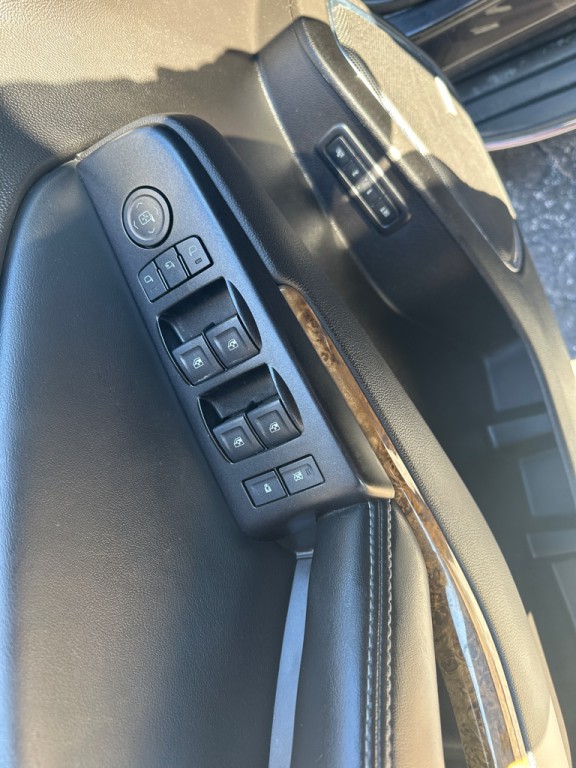 2015 GMC Yukon Image 24