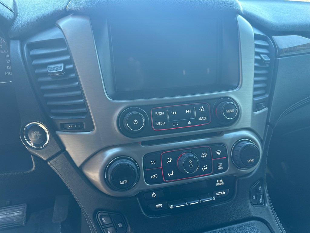 2015 GMC Yukon Image 28