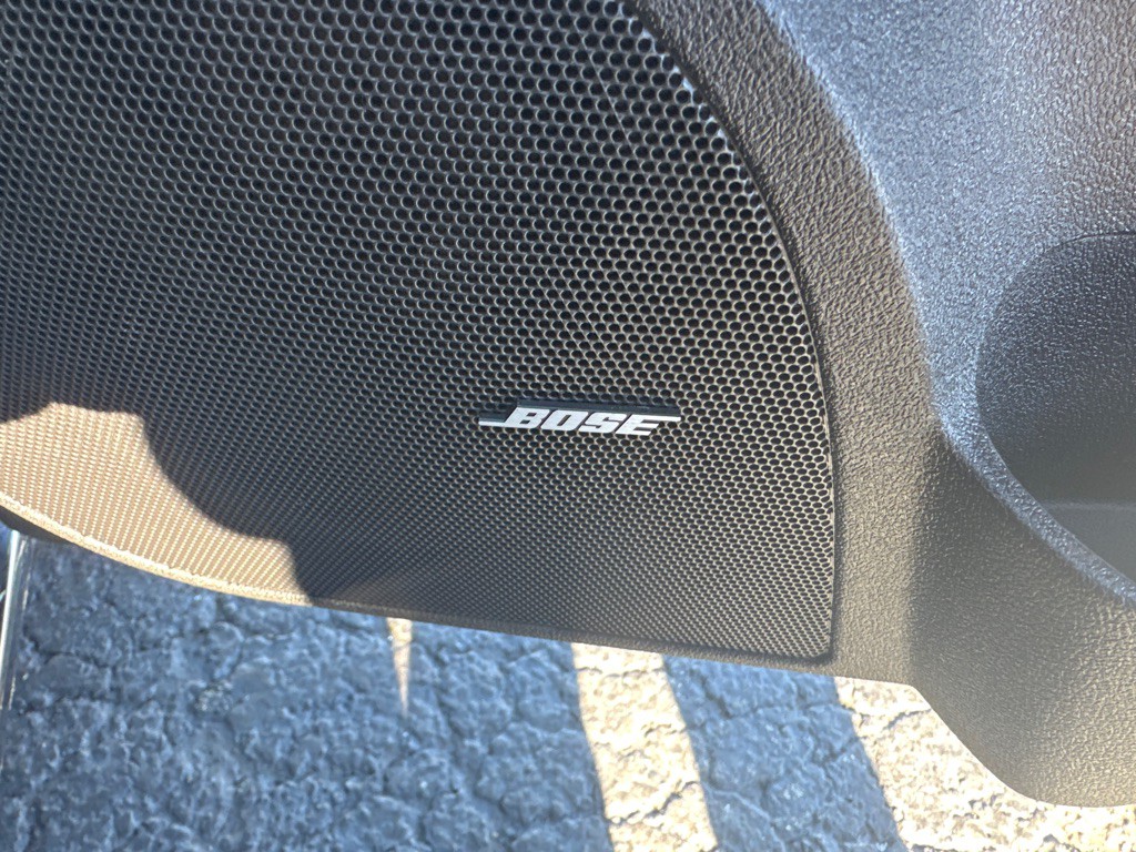 2011 Chevrolet Malibu Image 13