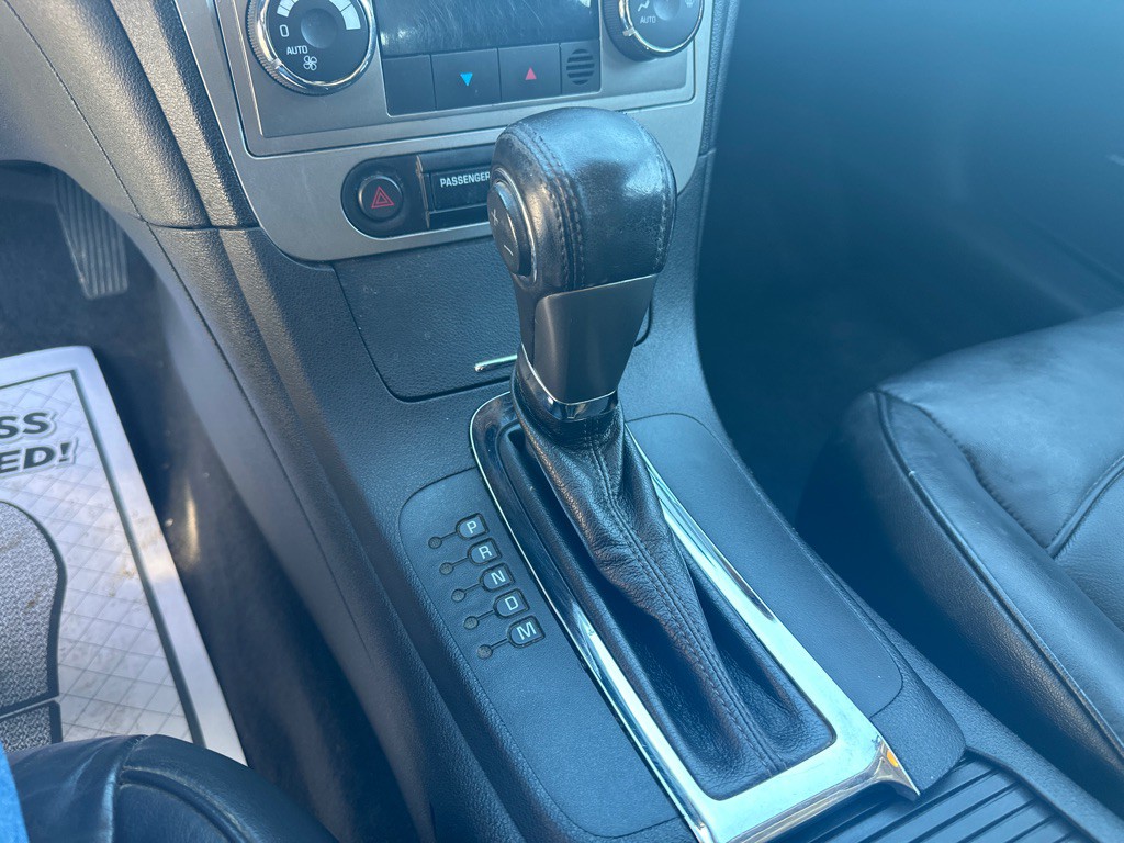 2011 Chevrolet Malibu Image 21