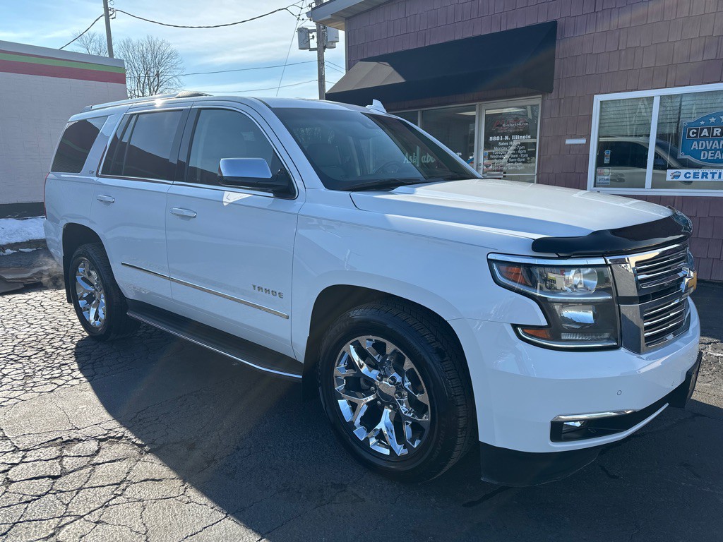 2016 Chevrolet Tahoe Image 2