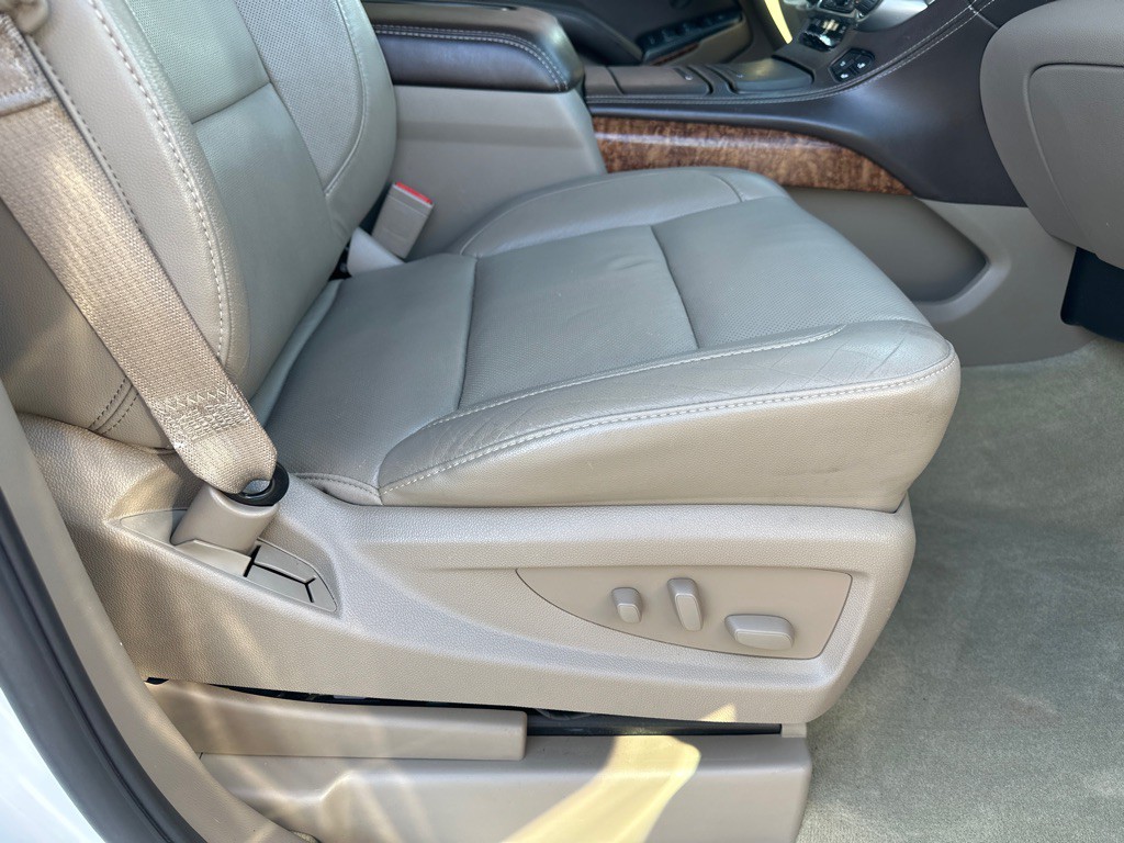 2016 Chevrolet Tahoe Image 14