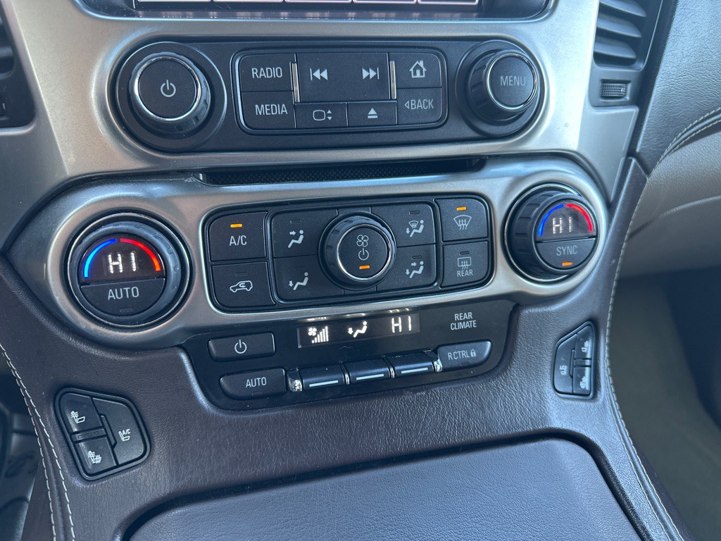 2016 Chevrolet Tahoe Image 29