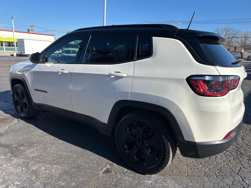 2019 Jeep Compass Image 3