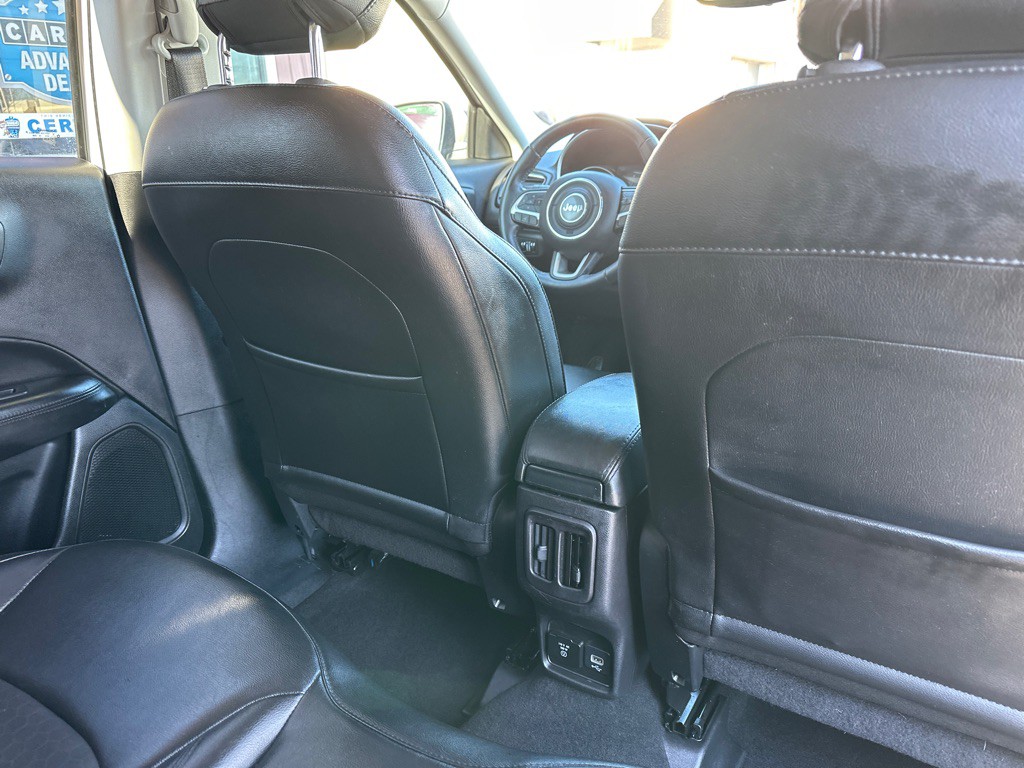 2019 Jeep Compass Image 12