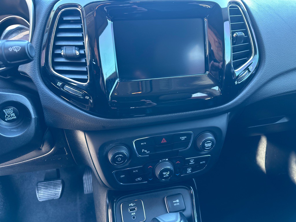 2019 Jeep Compass Image 21