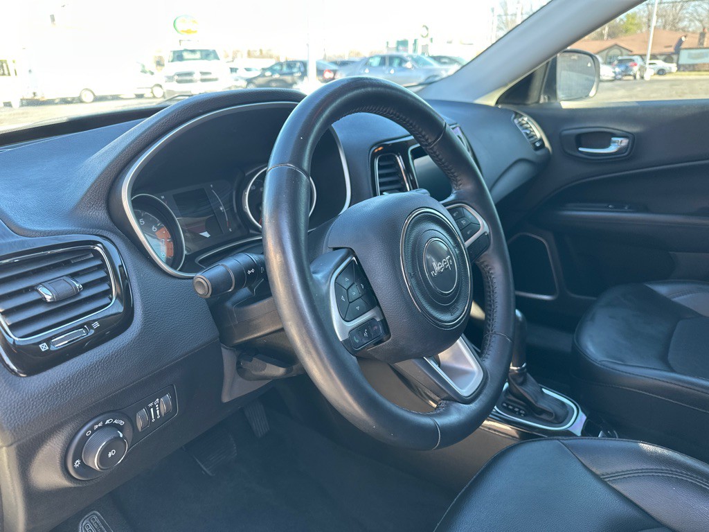 2019 Jeep Compass Image 23