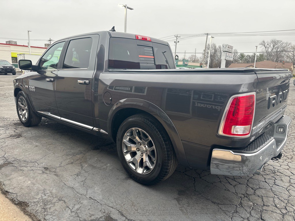 2017 RAM 1500 Image 3