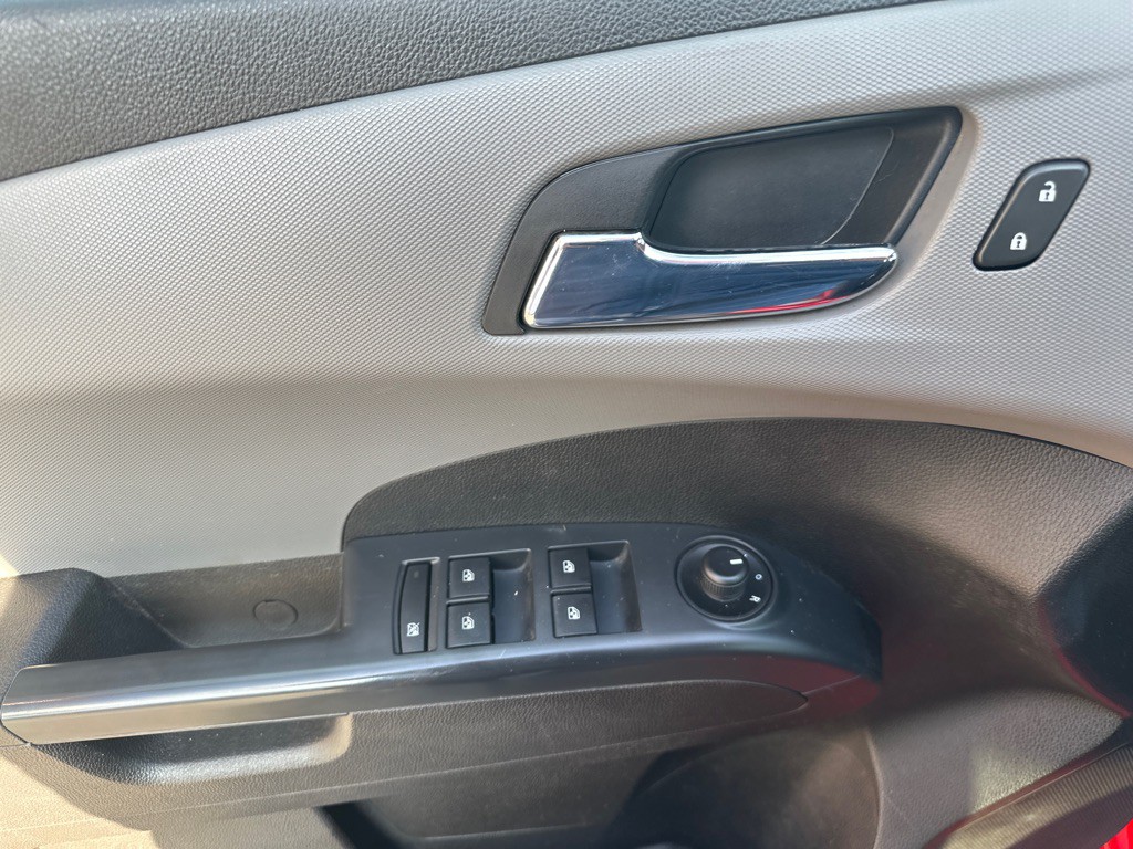 2017 Chevrolet Sonic Image 9