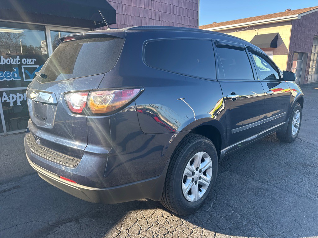 2017 Chevrolet Traverse Image 4