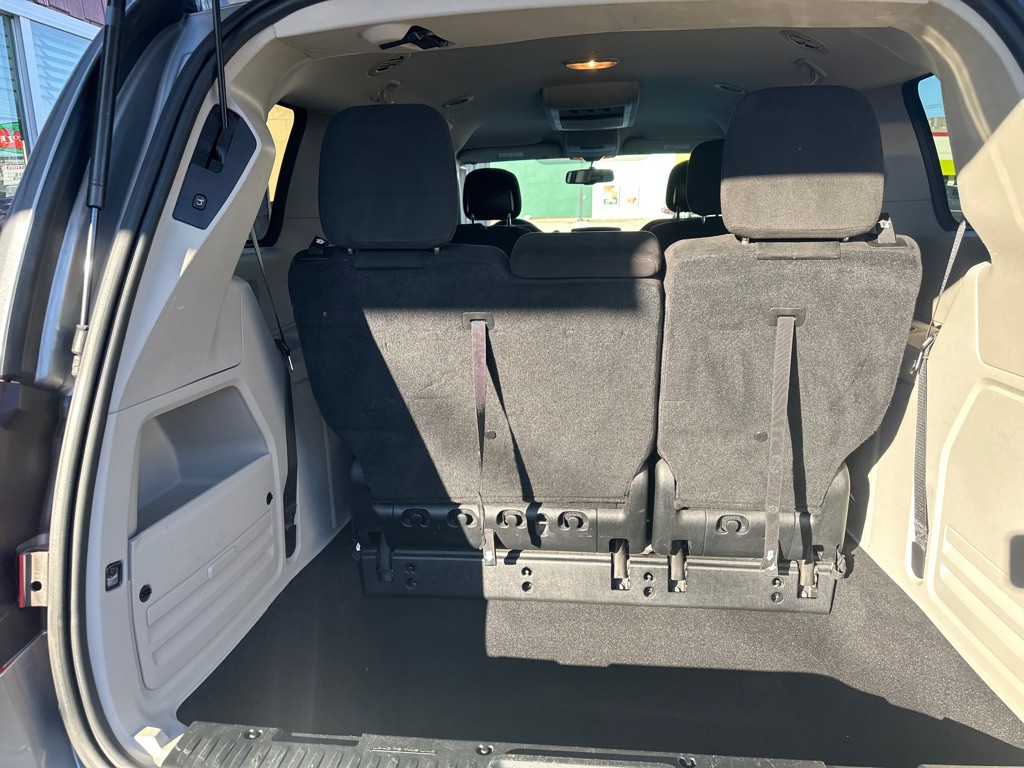 2014 Dodge Grand Caravan Image 16