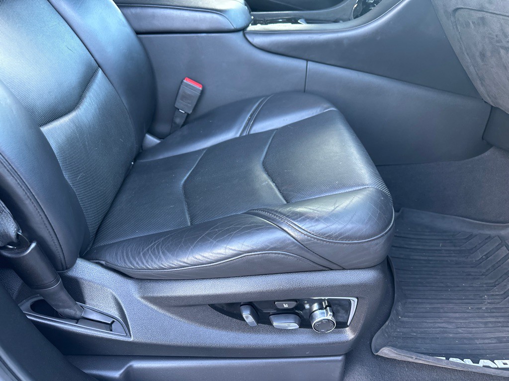 2019 Cadillac Escalade Image 11