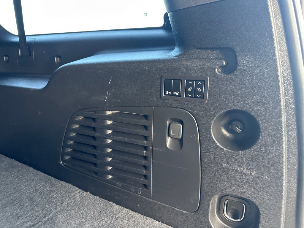 2019 Cadillac Escalade Image 19