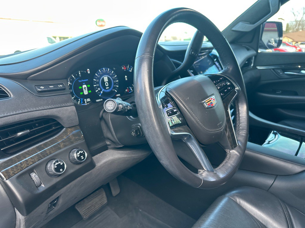 2019 Cadillac Escalade Image 27