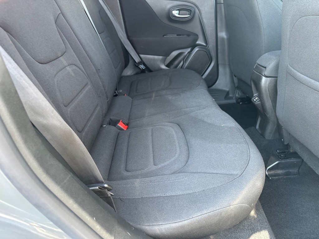 2021 Jeep Renegade Image 15