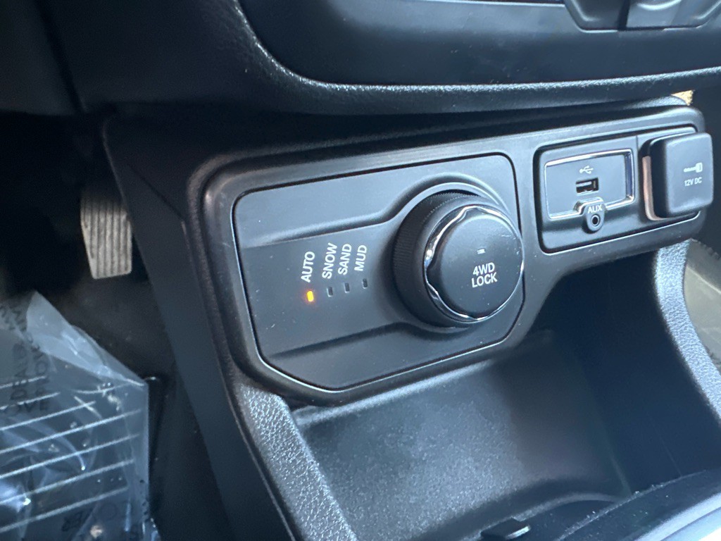 2021 Jeep Renegade Image 21