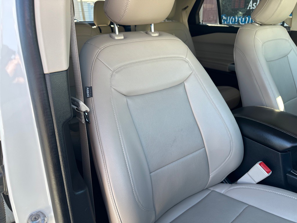 2021 Ford Explorer Image 10