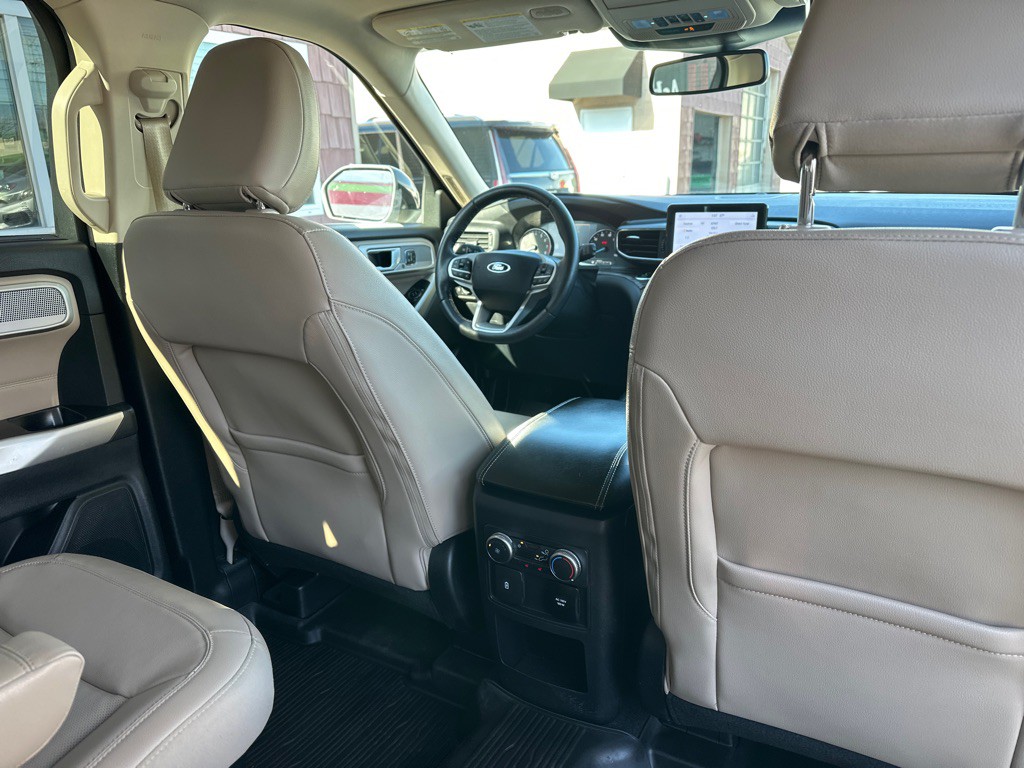 2021 Ford Explorer Image 14