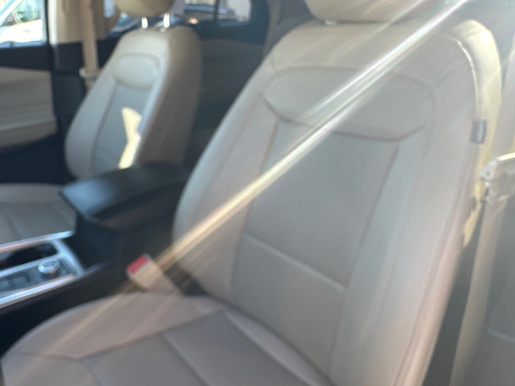 2021 Ford Explorer Image 22