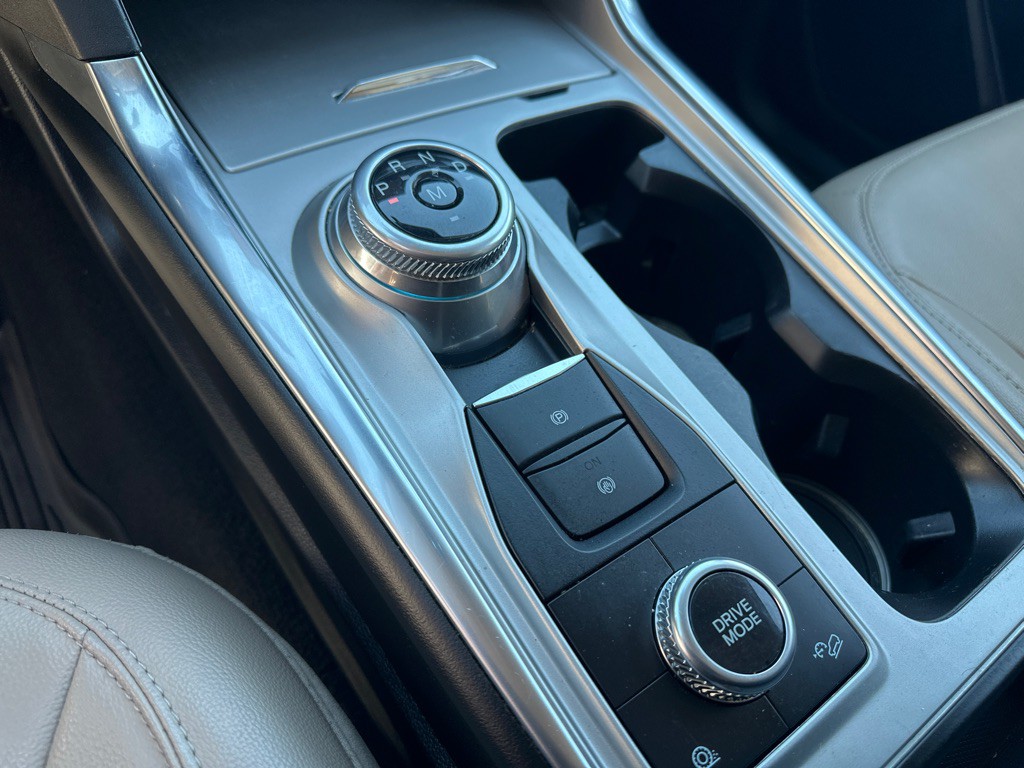 2021 Ford Explorer Image 24