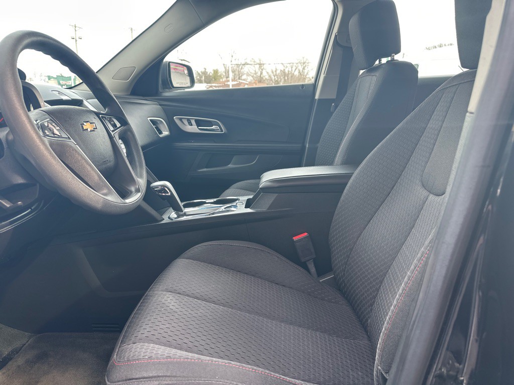 2014 Chevrolet Equinox Image 2
