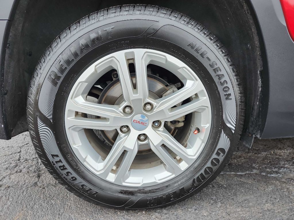 2020 GMC Terrain Image 8