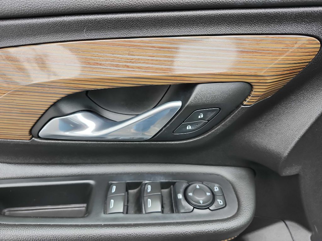 2018 GMC Terrain Image 17