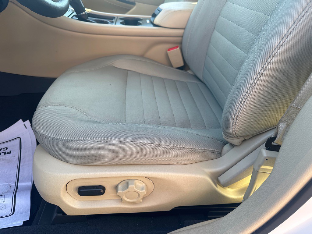 2019 Ford Taurus Image 18