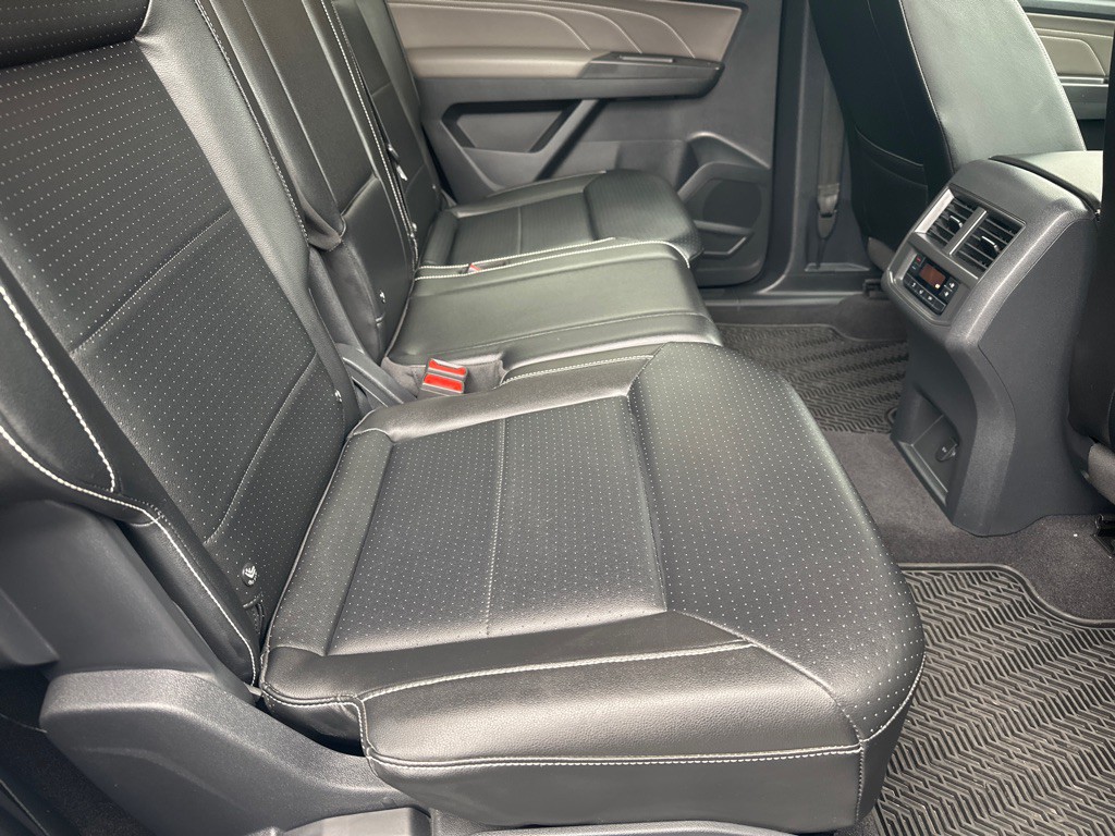 2022 Volkswagen Atlas Image 14