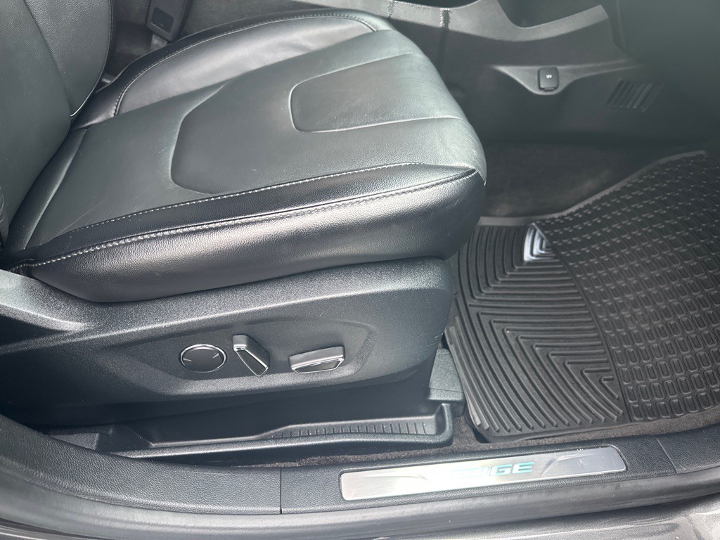 2018 Ford Edge Image 11