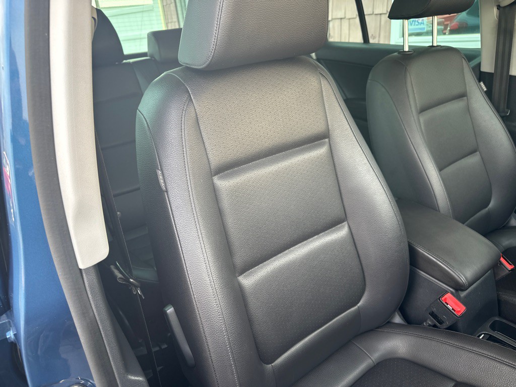 2017 Volkswagen Tiguan Image 9