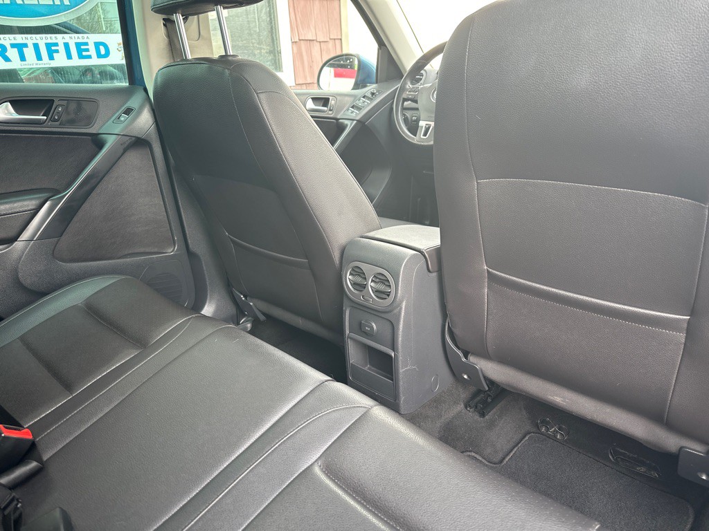 2017 Volkswagen Tiguan Image 14