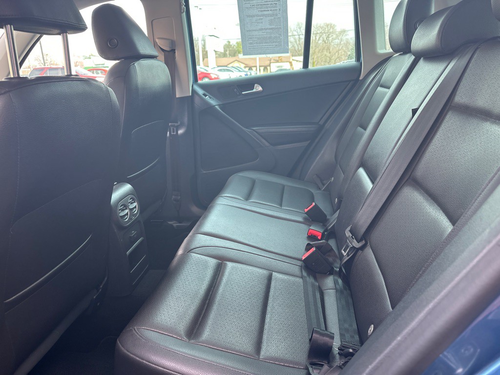 2017 Volkswagen Tiguan Image 18