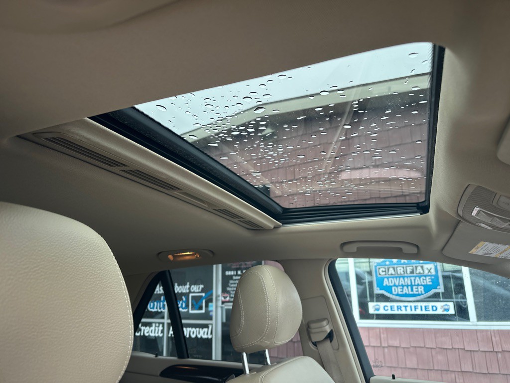 2015 Mercedes-Benz M-Class Image 12