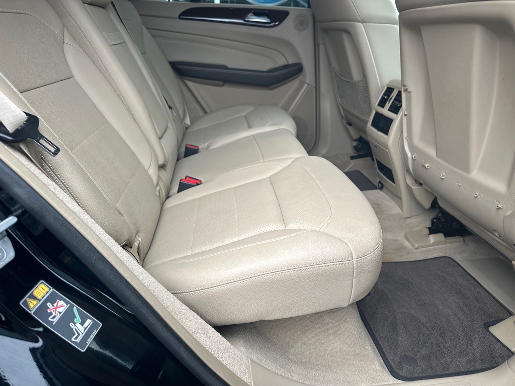 2015 Mercedes-Benz M-Class Image 14