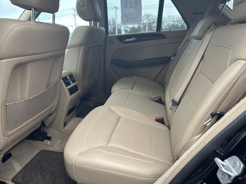 2015 Mercedes-Benz M-Class Image 17