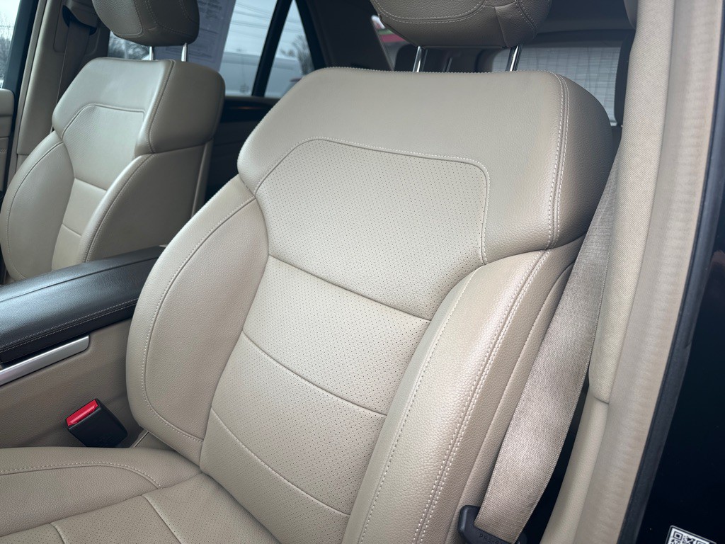 2015 Mercedes-Benz M-Class Image 19