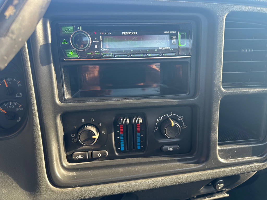 2005 Chevrolet Silverado 1500 Image 22