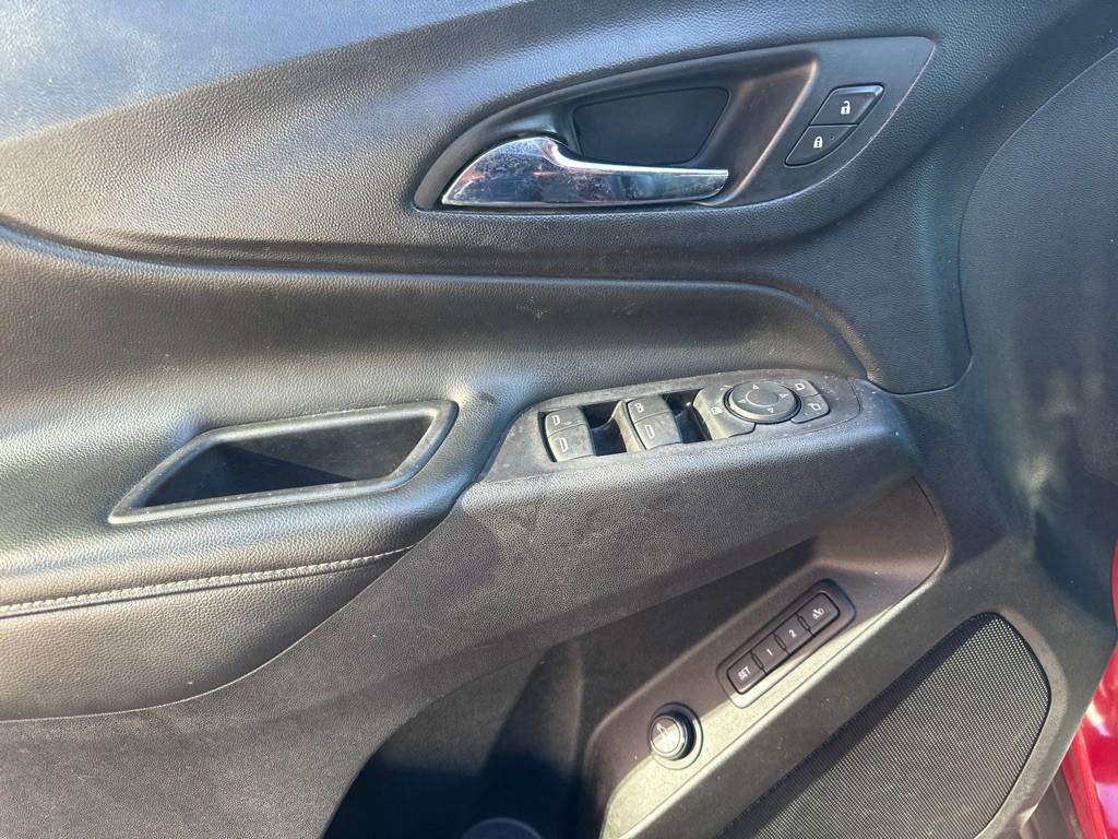 2019 Chevrolet Equinox Image 17