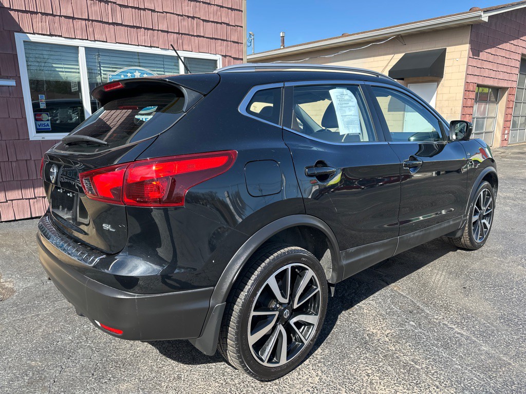 2017 Nissan Rogue Image 5