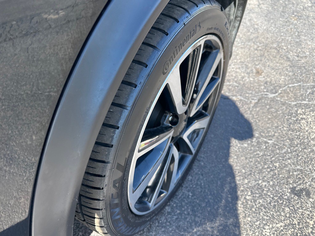 2017 Nissan Rogue Image 8